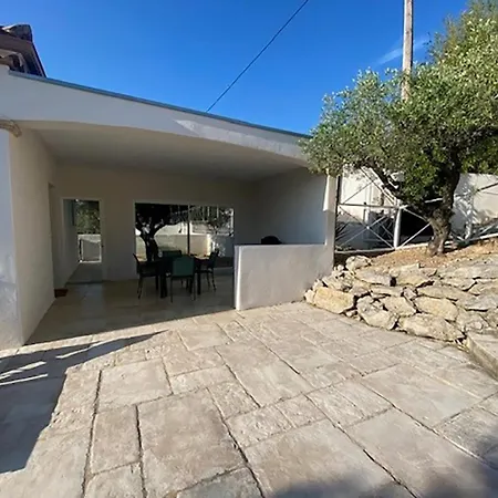 De Pullis Holiday home *