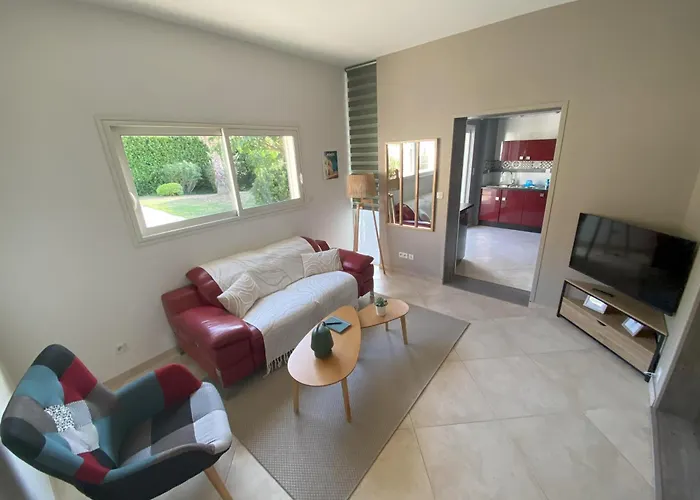 Nyaraló De Pullis Poulx